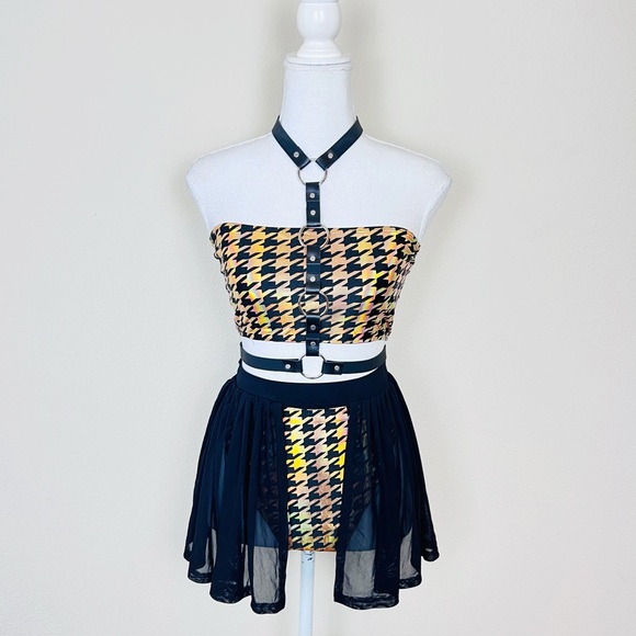 TastefulGirl Black & Gold Holo Houndstooth Tube Top & High Leg Bottom Rave Set - Picture 2 of 13